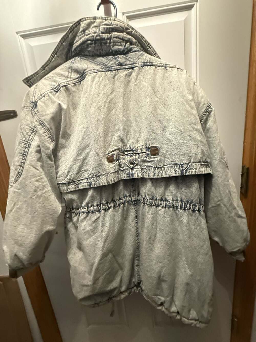 Jackets & Coats - Picture 5 of 6
